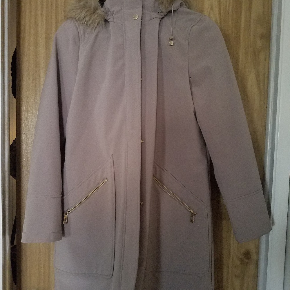 COPY - Ivanka Trump coat